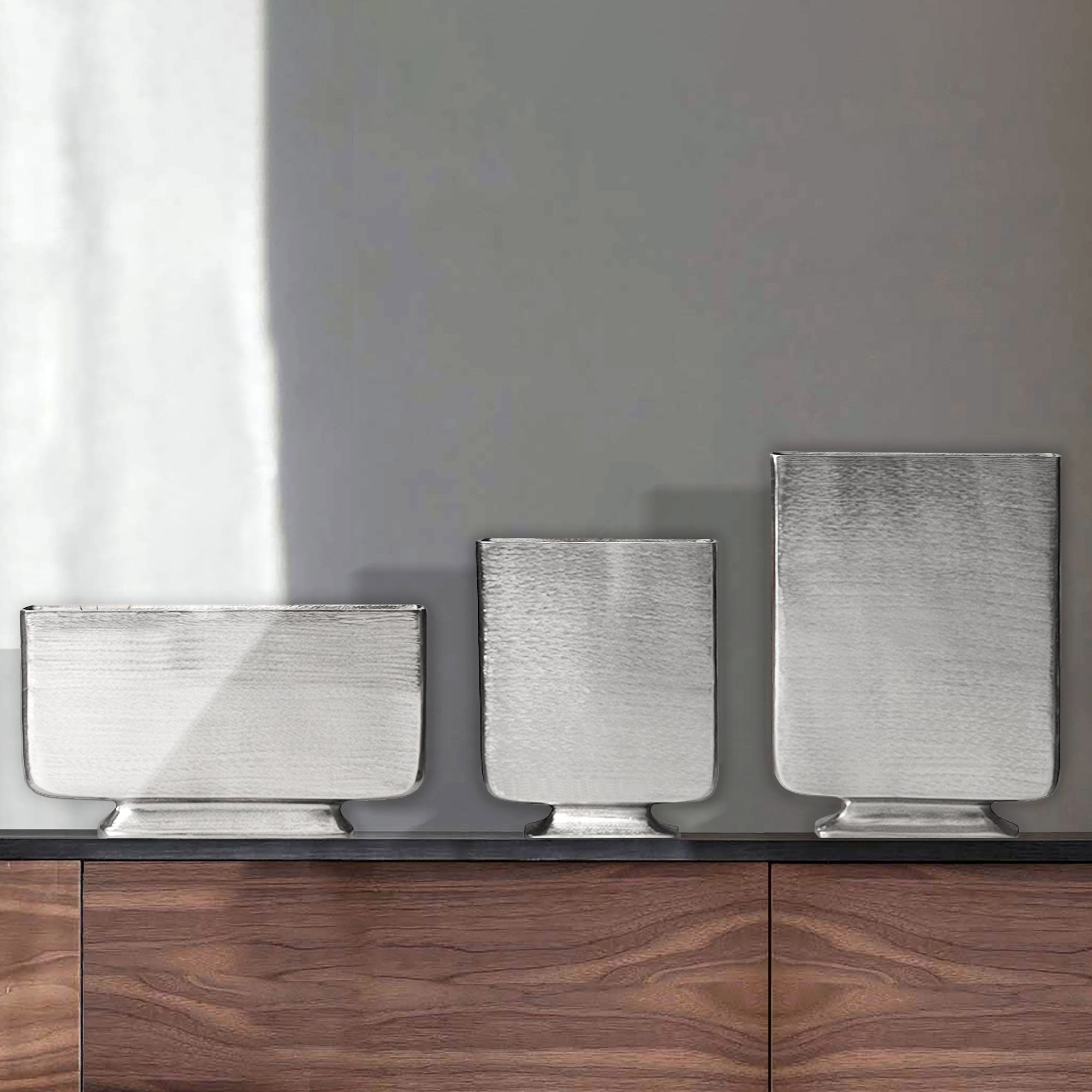 Ensemble de 3 vases en argent