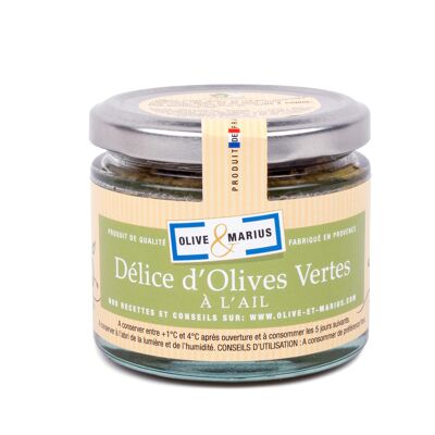 Delight of green olives with garlic