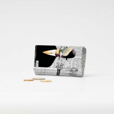 A PIECE OF TRUTH Tyvek® folding wallet