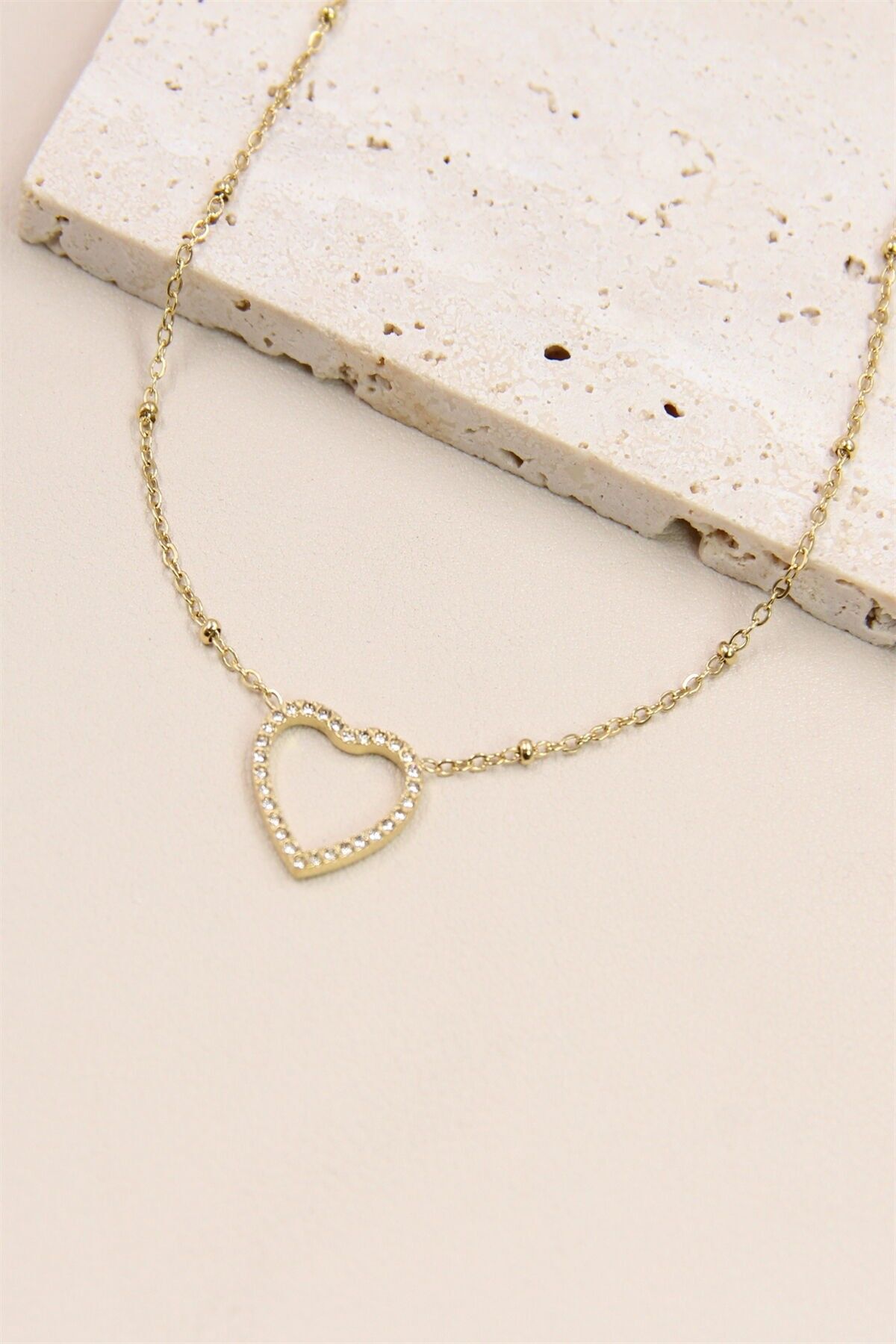 Herzkette aus Edelstahl – Charme und Eleganz