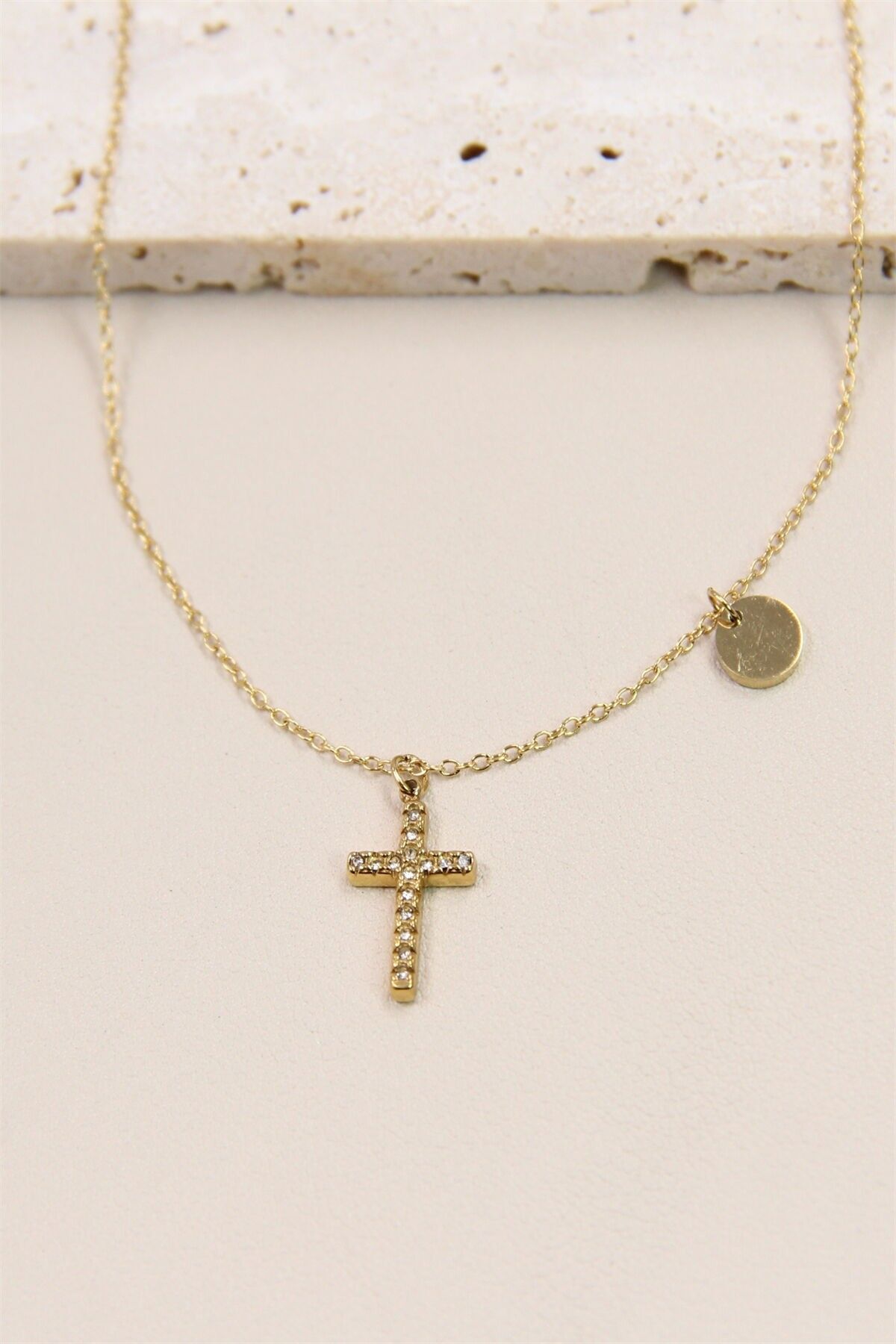 Edelstahl-Kreuzkette mit Strasssteinen – Eleganz und Glanz