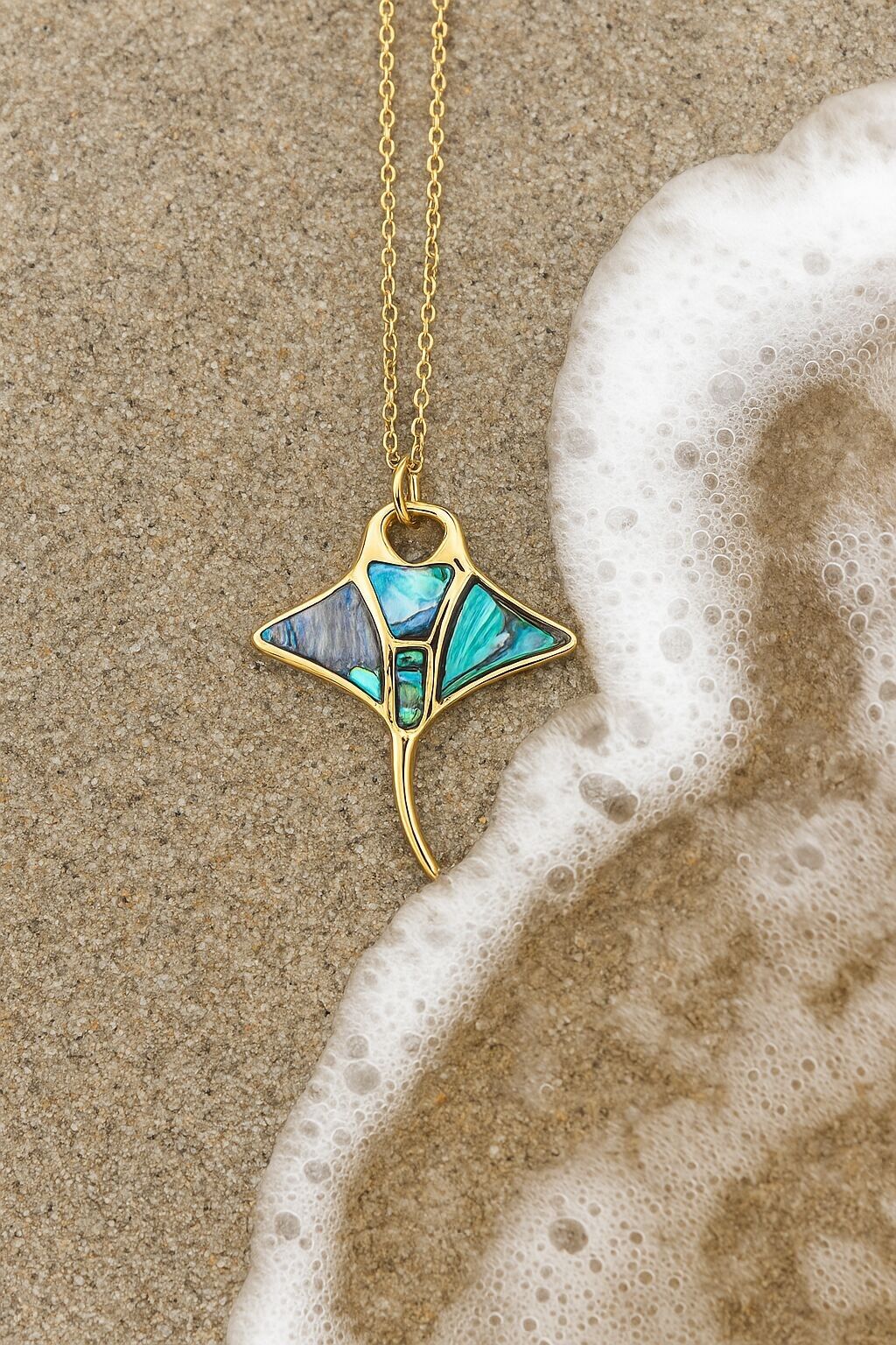 Collana in acciaio con manta