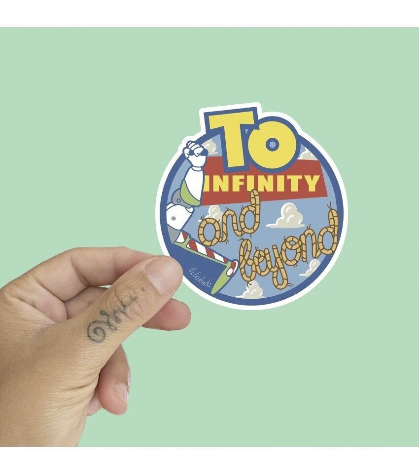 Adesivo in vinile "Verso l'infinito e oltre me"