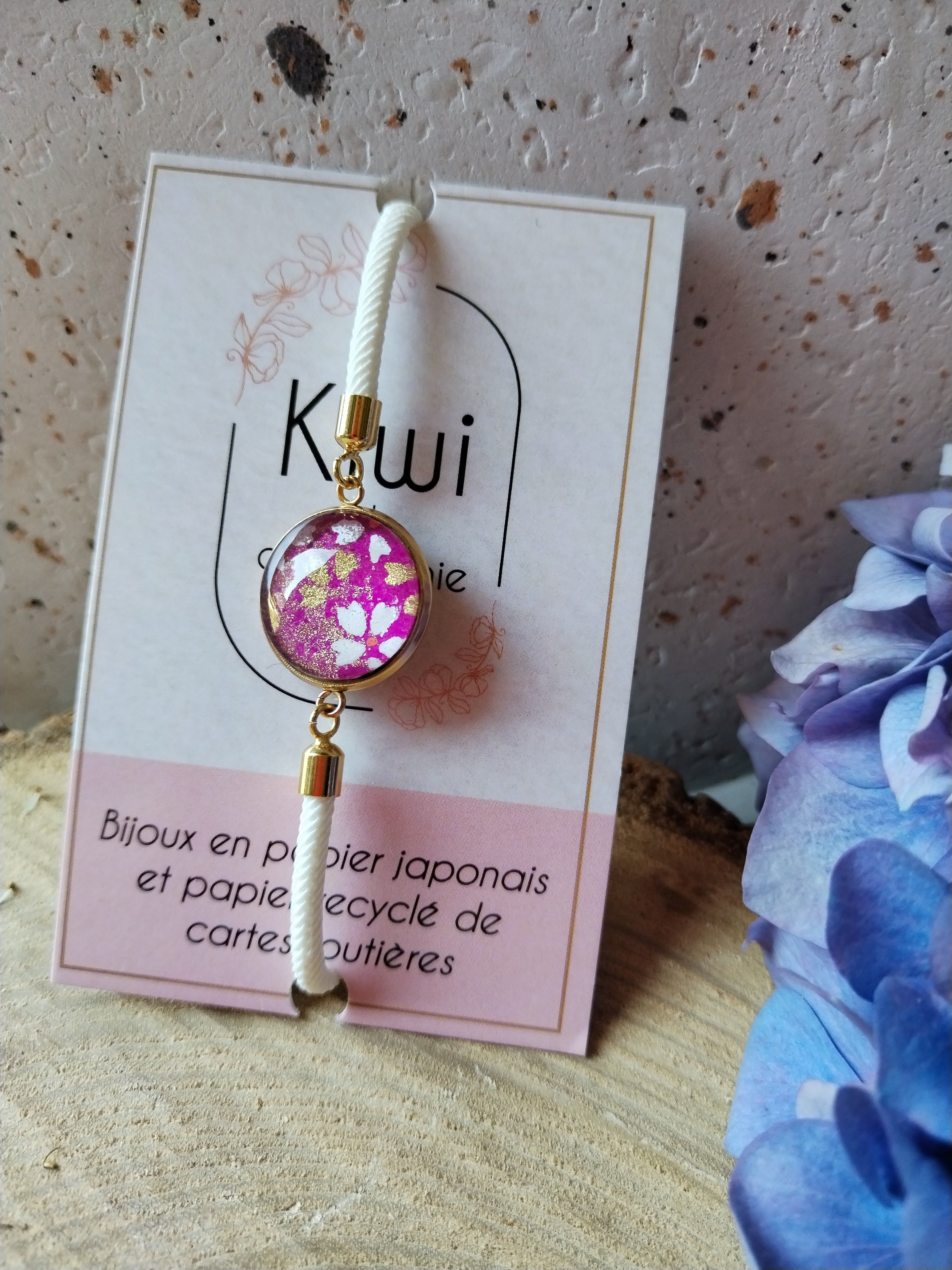 Adjustable white cotton bracelet - fuchsia cabochon white flower