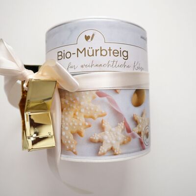 Pâte brisée de Noël bio avec noeud cadeau