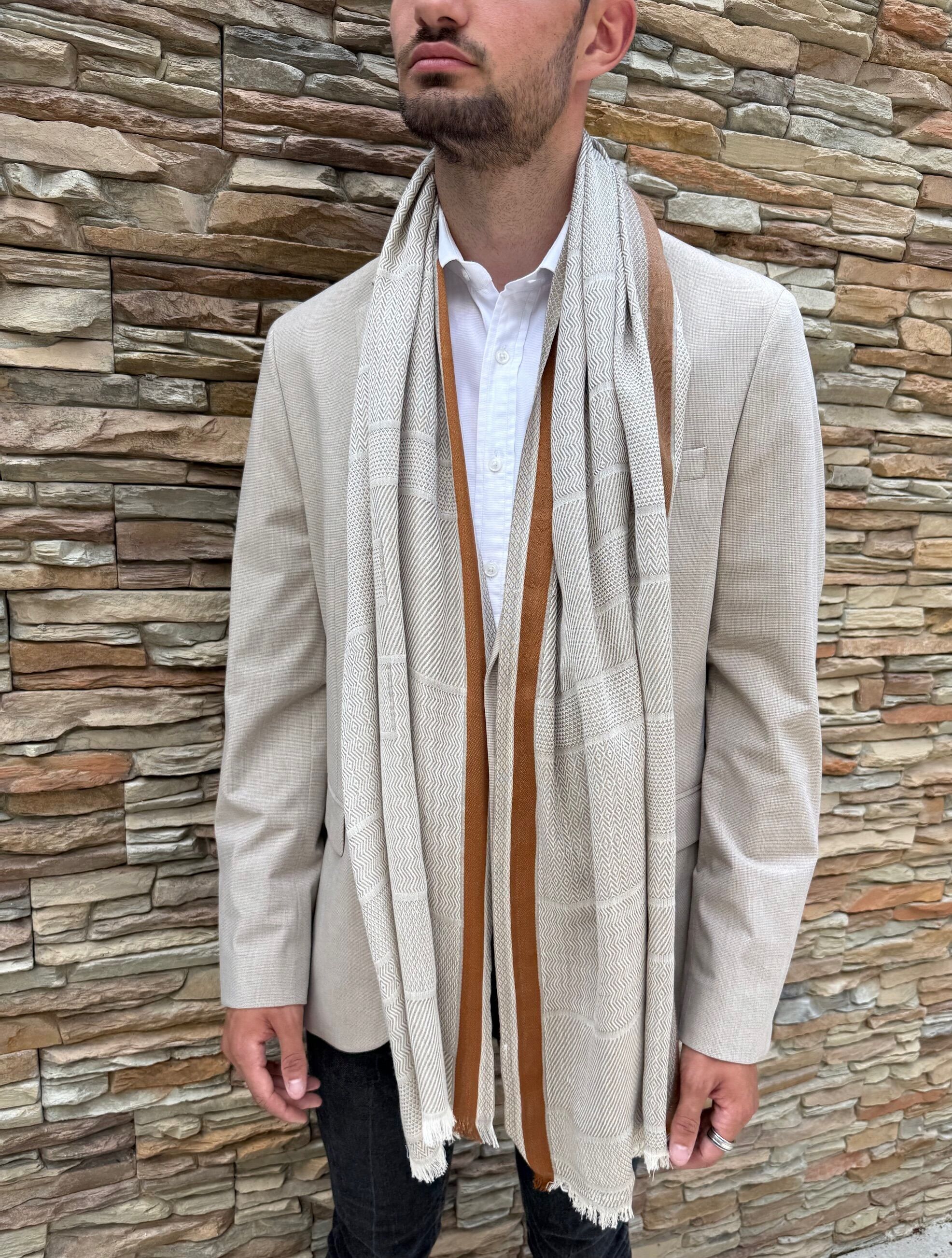 Bufanda de hombre elegante y atemporal