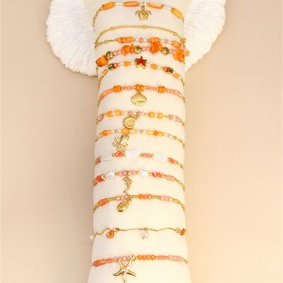 Lot de 12 Bracelets Acier Inoxydable – Perles Orange & Breloques Dorées – Présentoir Offert