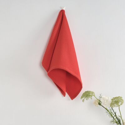 Pack of 2 units.100% cotton waffle tea towel Strawberry