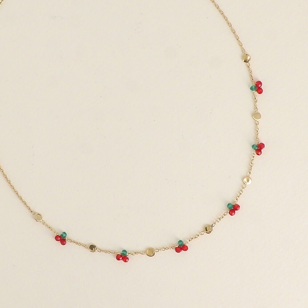 Collar - cuentas redondas martilladas y perlas de cereza