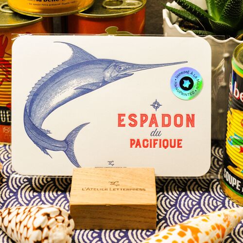 Carte Letterpress Espadon du Pacifique, mer, été, poisson, vintage, papier très épais, relief, bleu, rouge