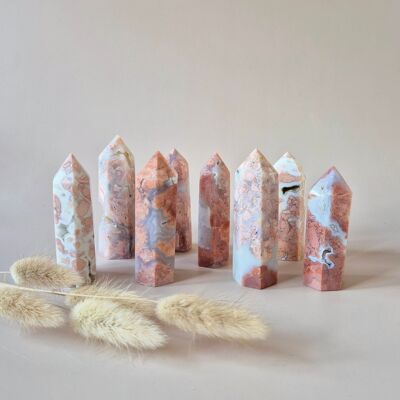 Tour d'agate à pétales druzy – 7 à 9 cm