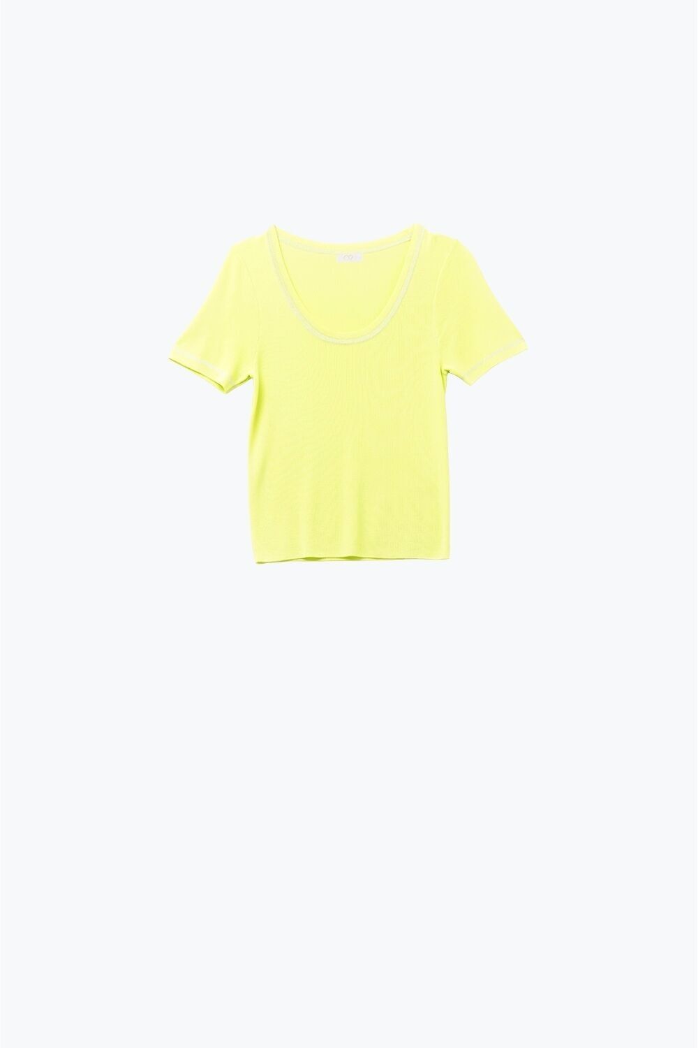 Maglione a maniche corte in giallo con cucitura argentata sul collo rotondo