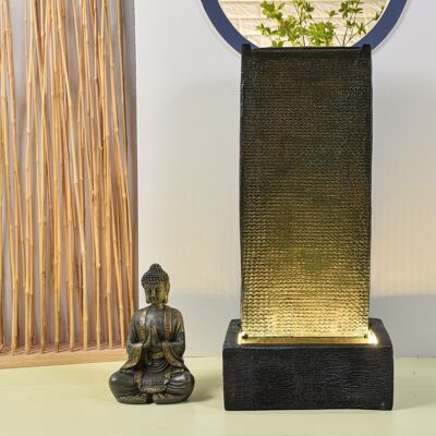 Fountain XL – Wandbuddha – Indoor und Outdoor – Große abnehmbare Statue – Weiße LED-Stirnbänder – Geschenkidee