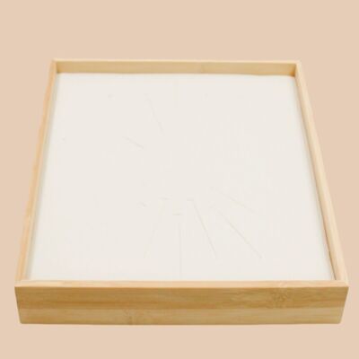 Espositore quadrato in legno per braccialetti