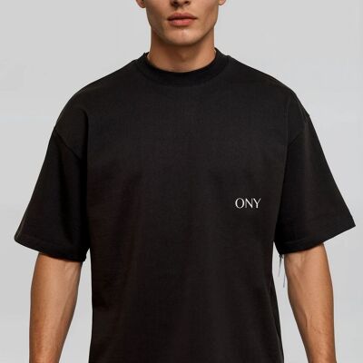 T-SHIRT NERA VESTIBILITÀ BOXY