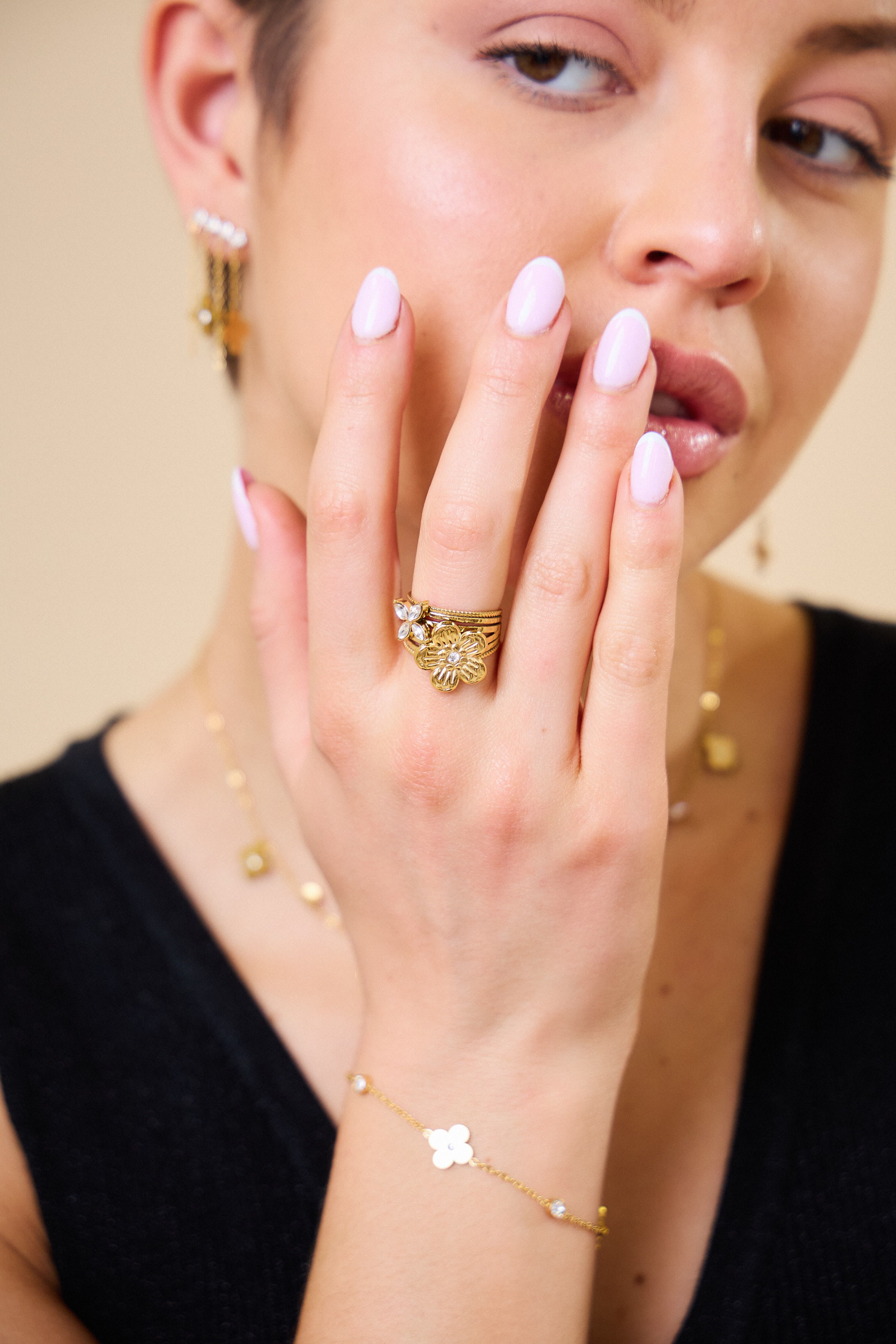 Bague Ajustable Fleur - Étoile Strass en Acier Inoxydable : Mode Éclatant