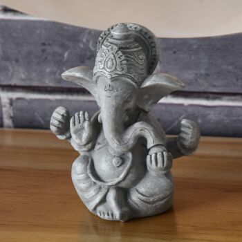 Statue Ganesh – Statuette Décoration Zen et Feng Shui – Apporte une Ambiance Apaisée et Relaxante à Votre Intérieur – Statue Porte-Bonheur Couleur Grise 3
