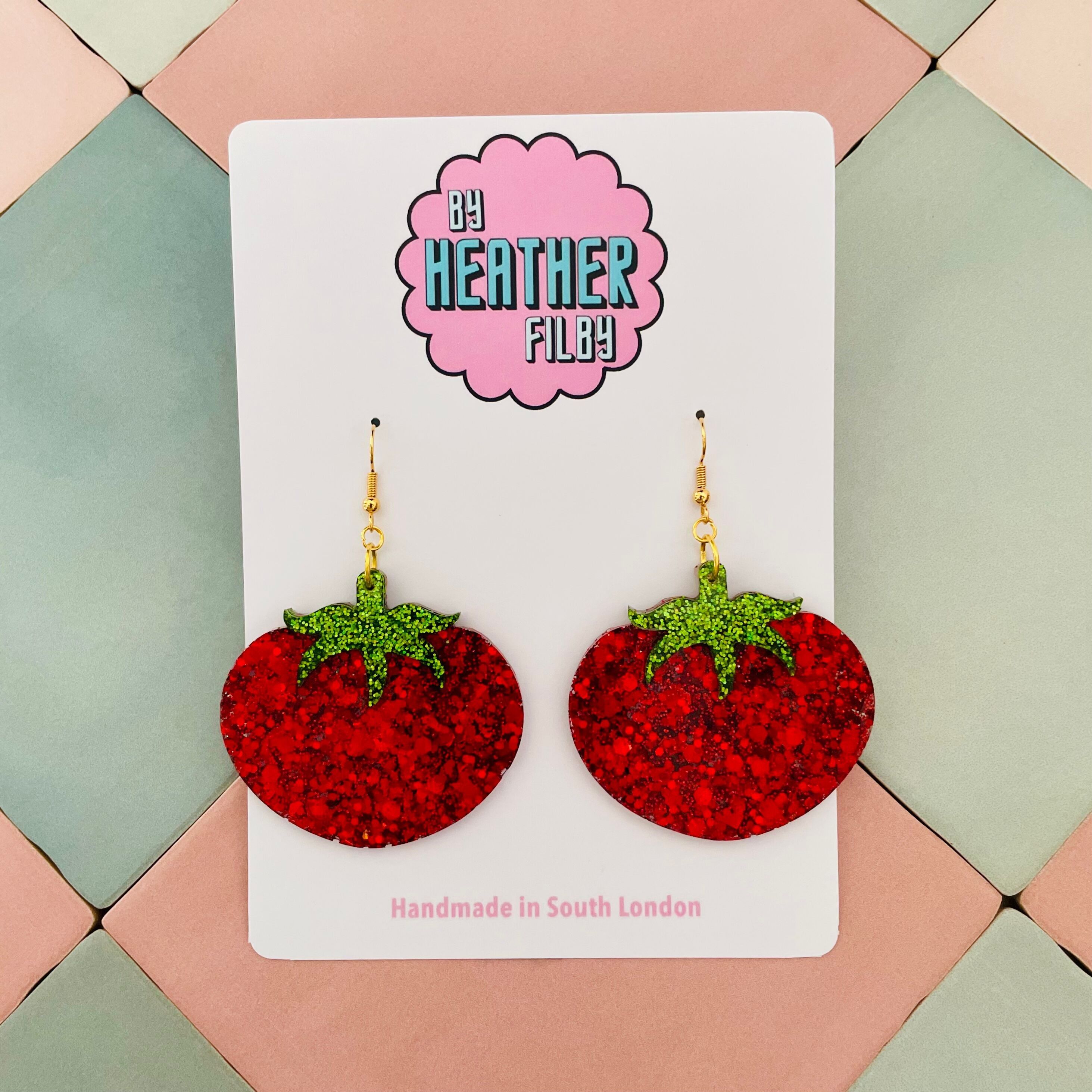 Grandi orecchini in resina glitterata a forma di pomodoro