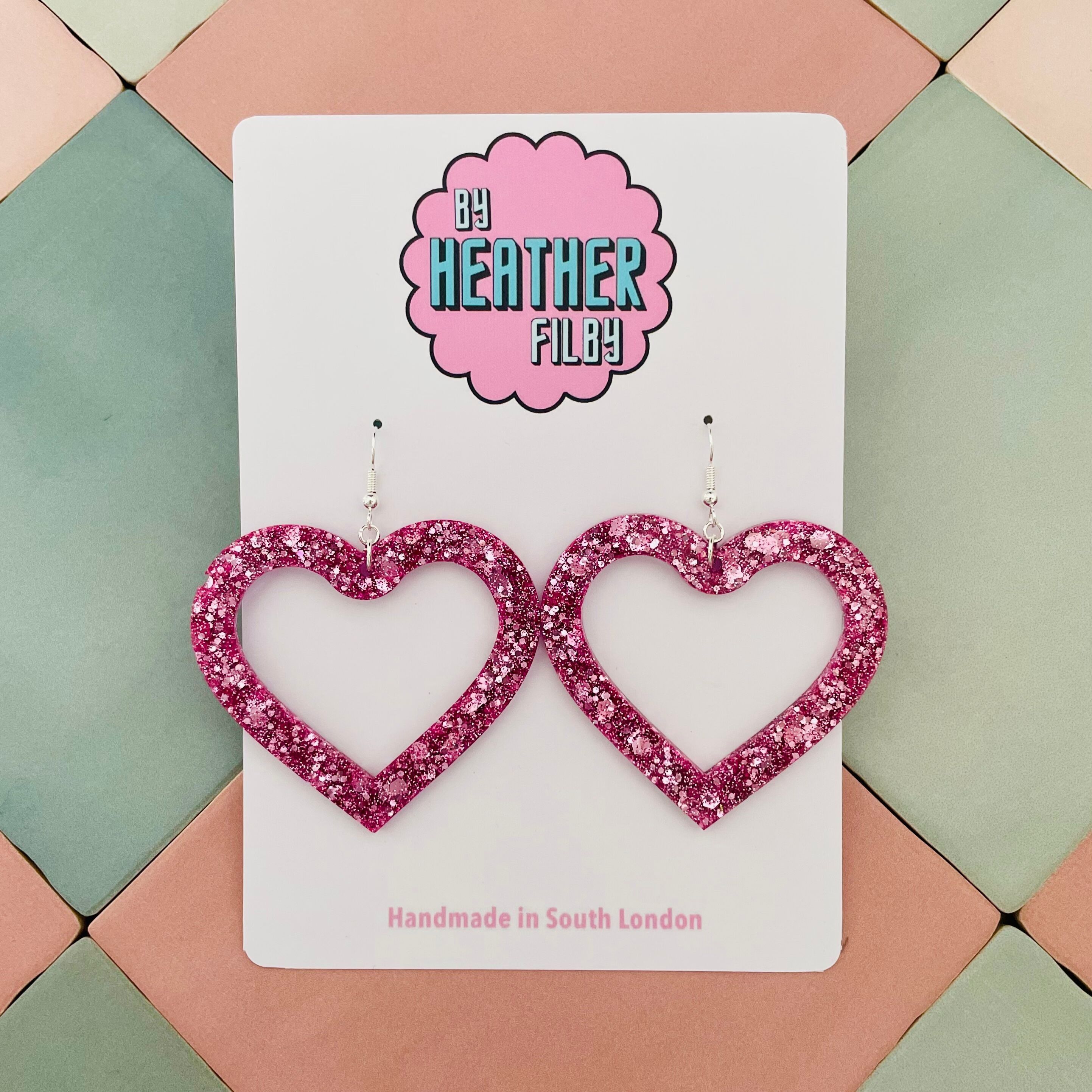 Große Herz-Glitzer-Harz-Ohrringe