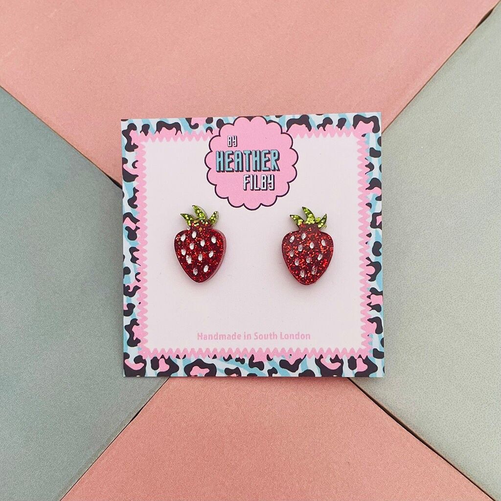 Erdbeer-Glitzer-Harz-Ohrstecker