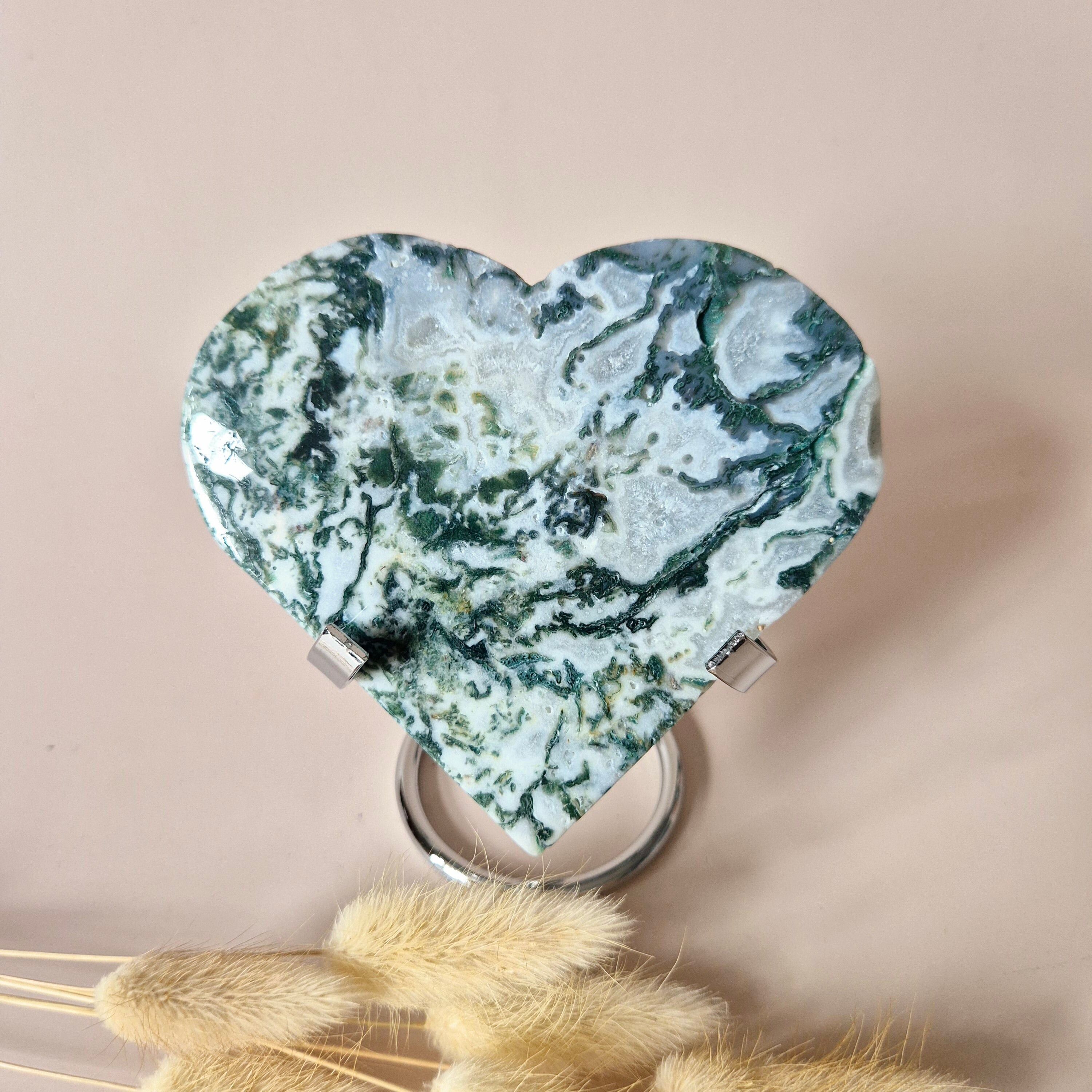 Cœur en agate mousse druzy sur support métallique – n° 110, 314 grammes