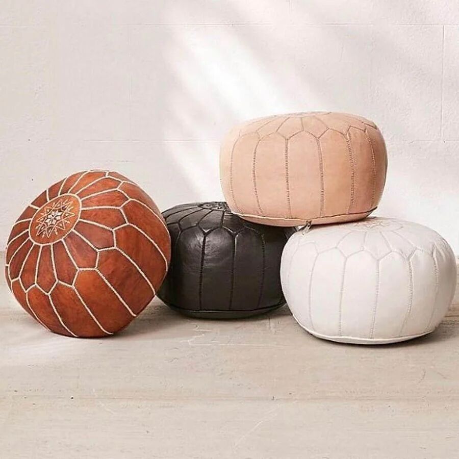 Schwarzer marokkanischer Ottoman-Pouf aus Leder – handwerklich gefertigte Eleganz