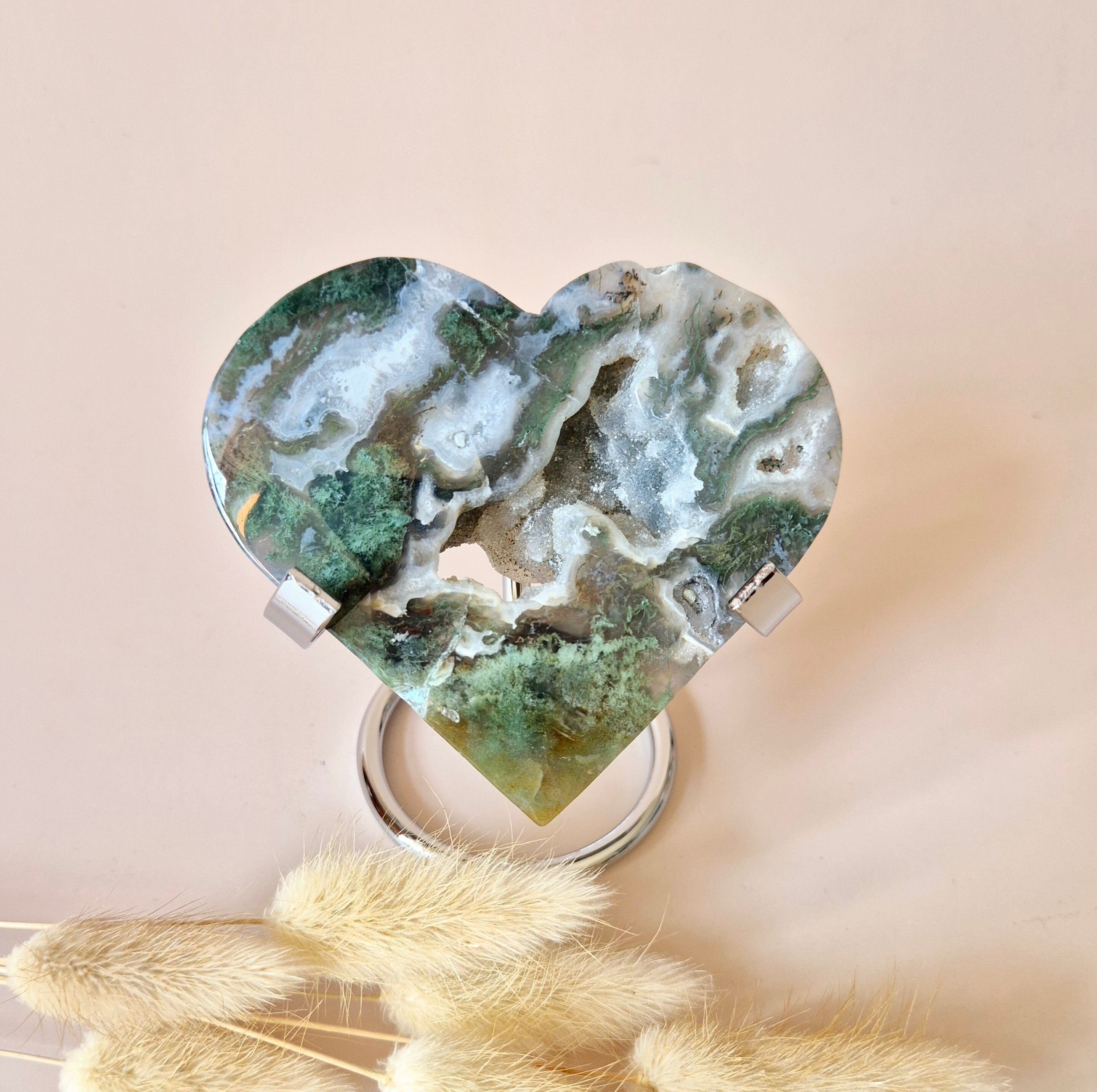 Cœur en agate mousse druzy sur support métallique – n° 115, 170 grammes