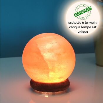 Lampe USB Sphère en Cristal de Sel d’Himalaya – Base en Bois – Objet de Décoration 2