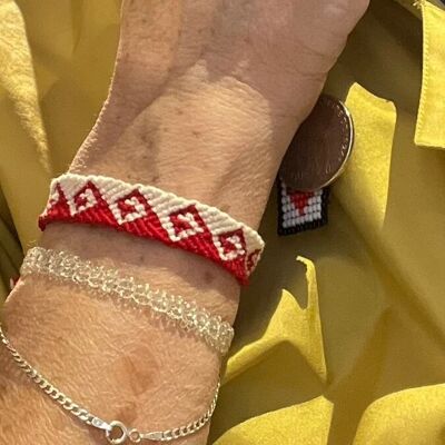 Bracelet porte-bonheur rouge