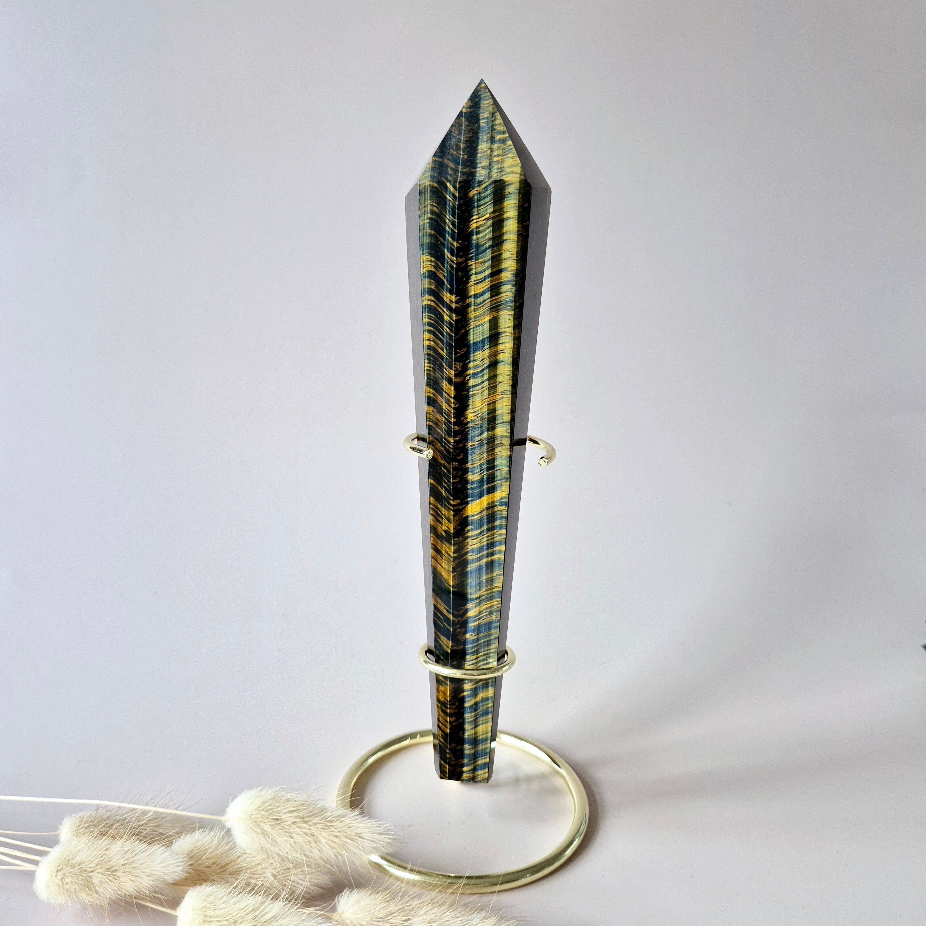 XL Edelstein-Zepter aus blauem Tigerauge auf Ständer – 22 cm, 400 g, Kraft und Schutz (Falkenauge)