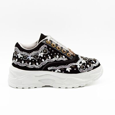 Zapatillas deportivas Ava de lujo de ante negro con adornos hechos a mano