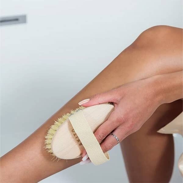 Spazzola per massaggio | Spazzola per massaggio a secco con fibre di agave di Akito