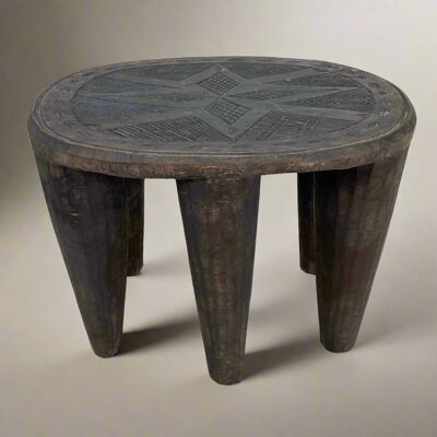 Nupe stool 32cm