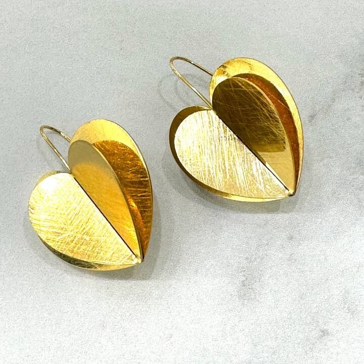 Herzohrringe aus Edelstahl