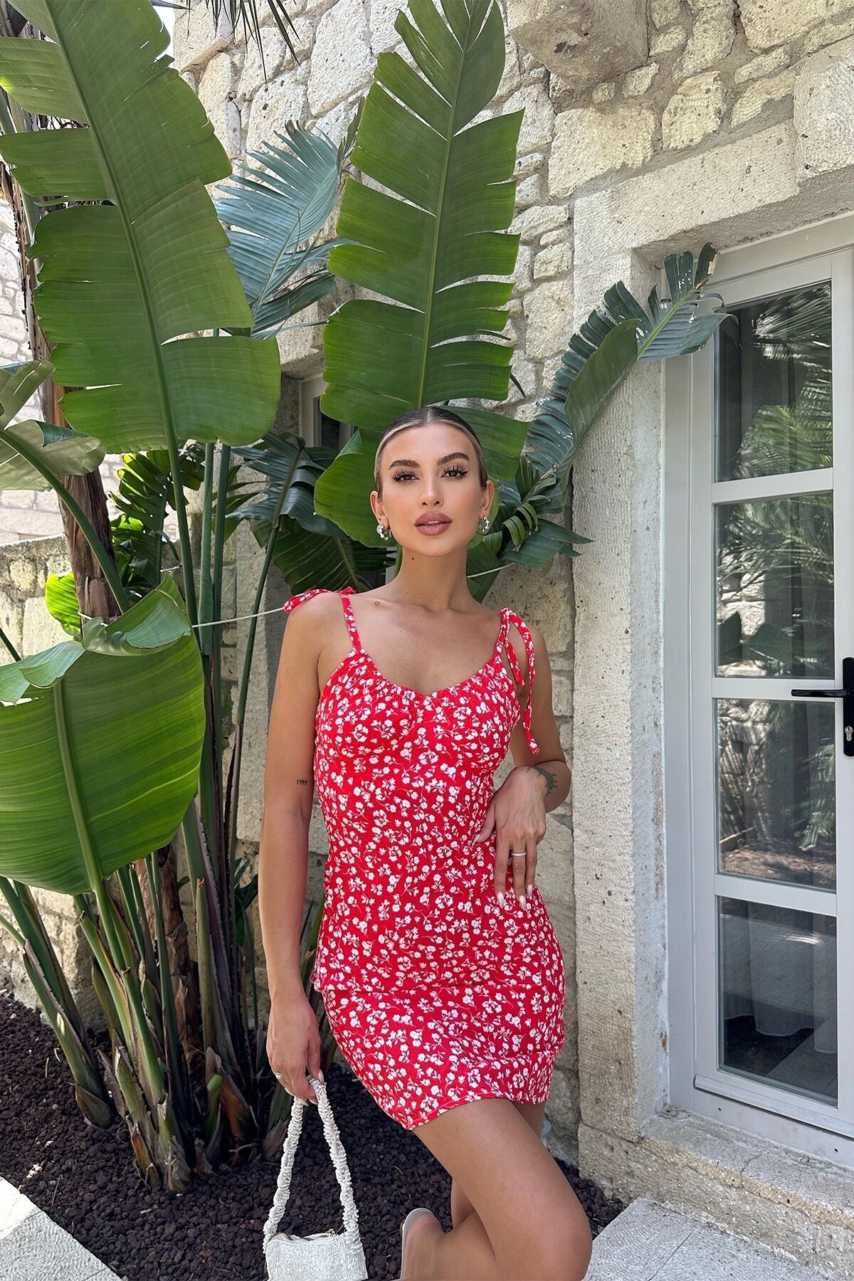 Abito floreale rosso