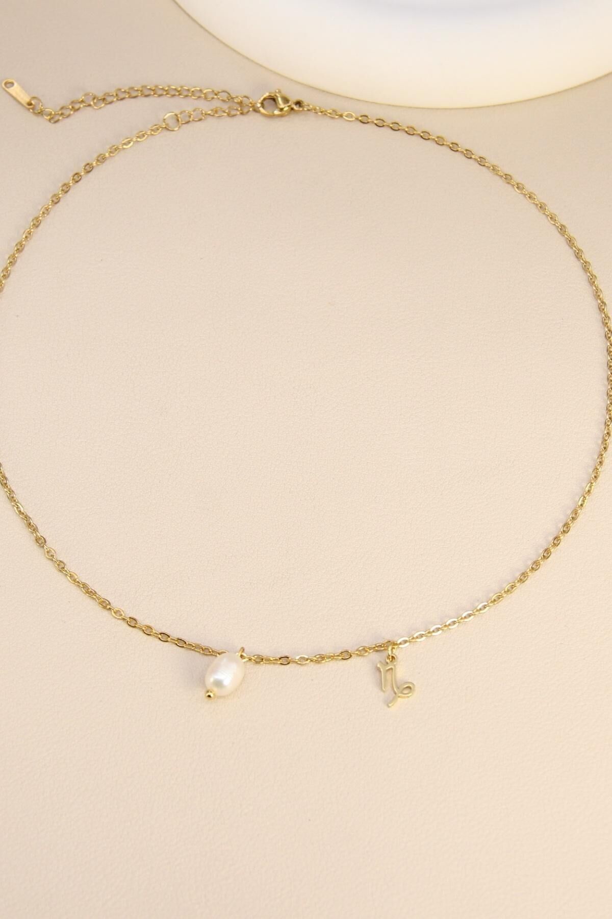 Perlenkette mit Sternzeichen Steinbock aus Edelstahl