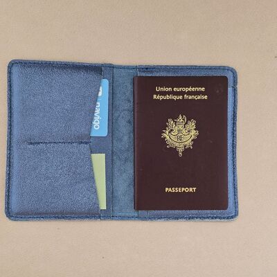 Leather passport holder