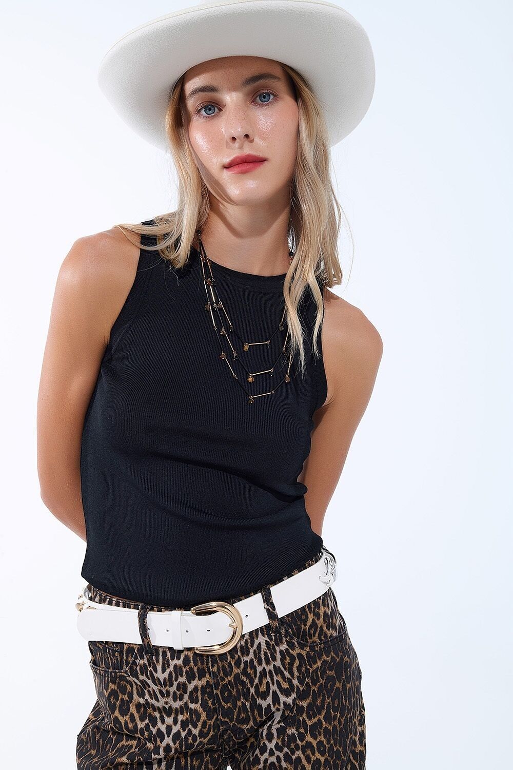 Schwarzes, geripptes, ärmelloses Feinstrick-Top