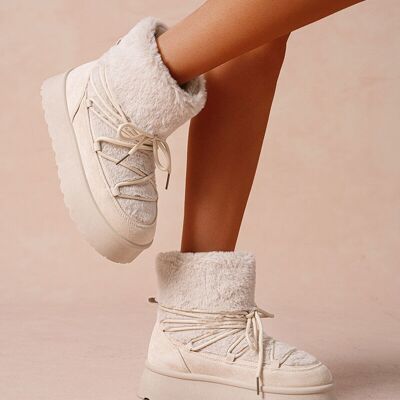 Botas après-ski con plataforma y forro de piel: comodidad y estilo para el invierno