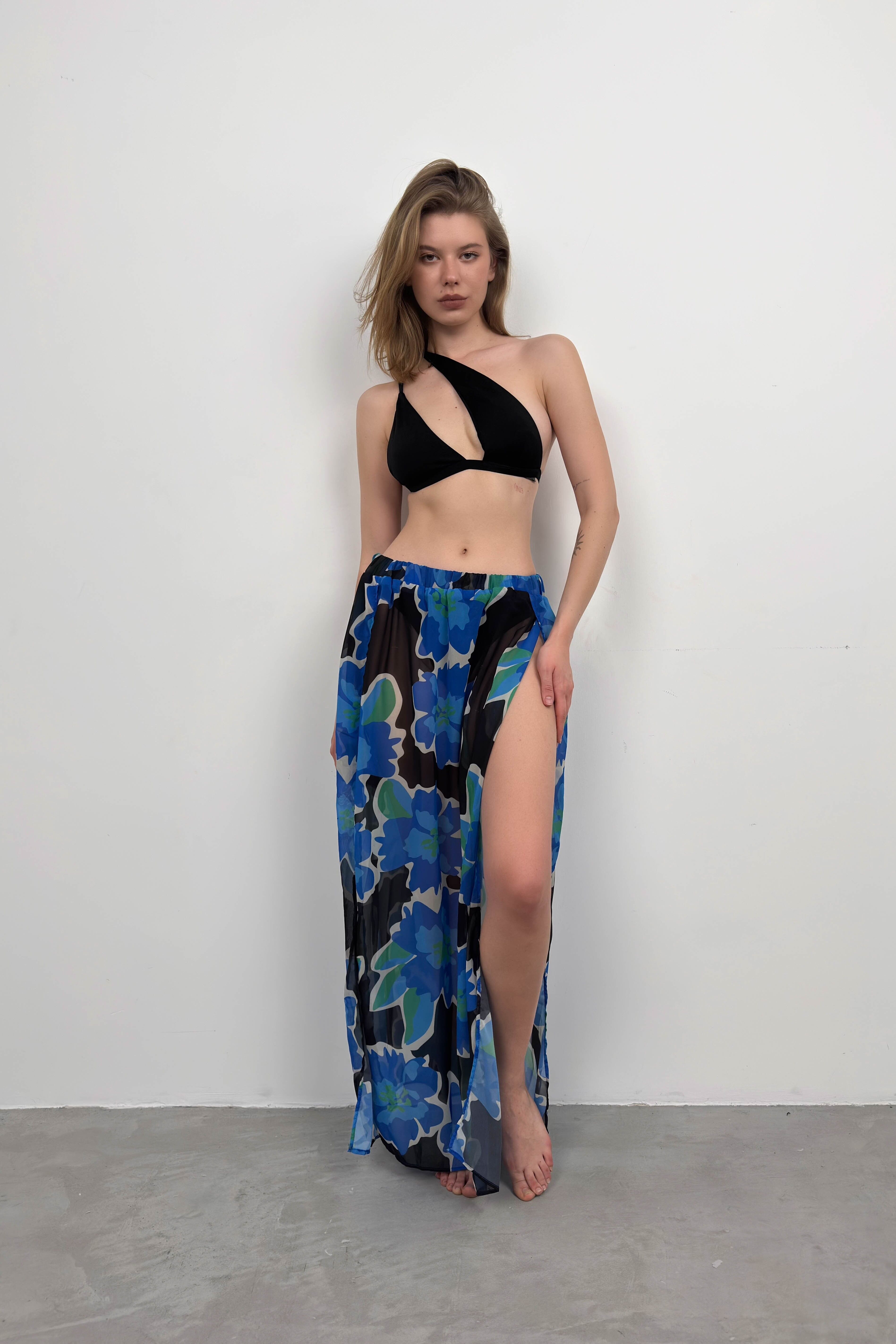 Pareo stampato nero e blu