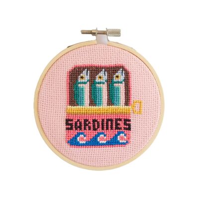 Kit de punto de cruz de sardinas
