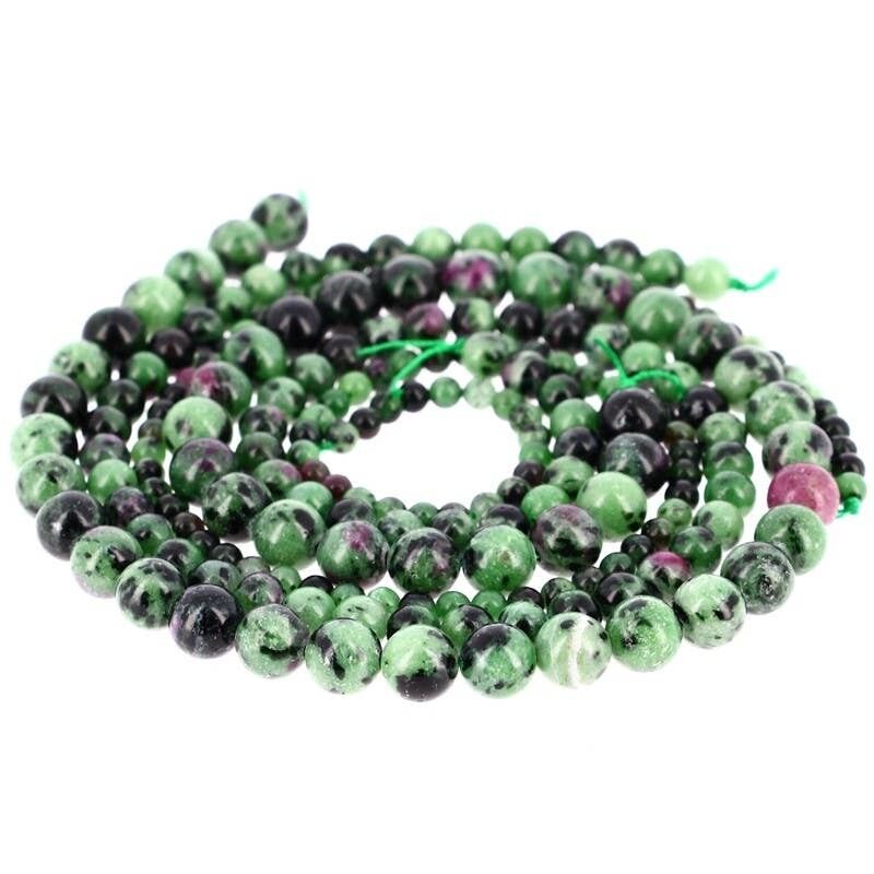 Perle EXTRA di rubino su zoisite