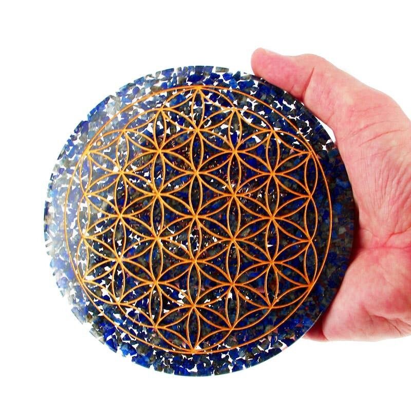 Vassoio in orgonite lapislazzuli con fiore della vita inciso