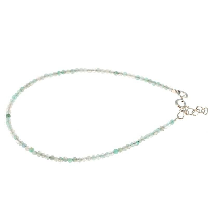Bracciale in amazzonite sfaccettata con chiusura e catena in argento.