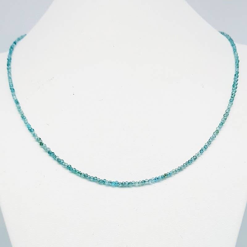 Collana con acquamarina sfaccettata