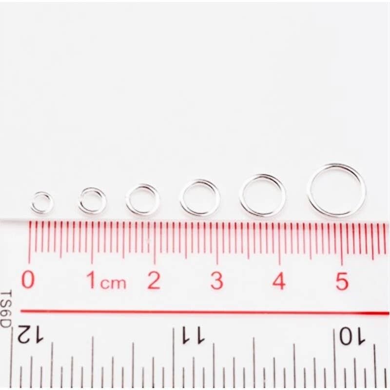 1.600 offene Ringe 6 Durchmesser aus Silbermetall