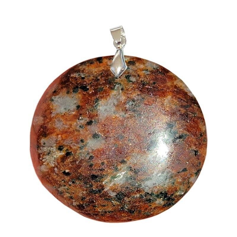 Granato del Madagascar rotondo