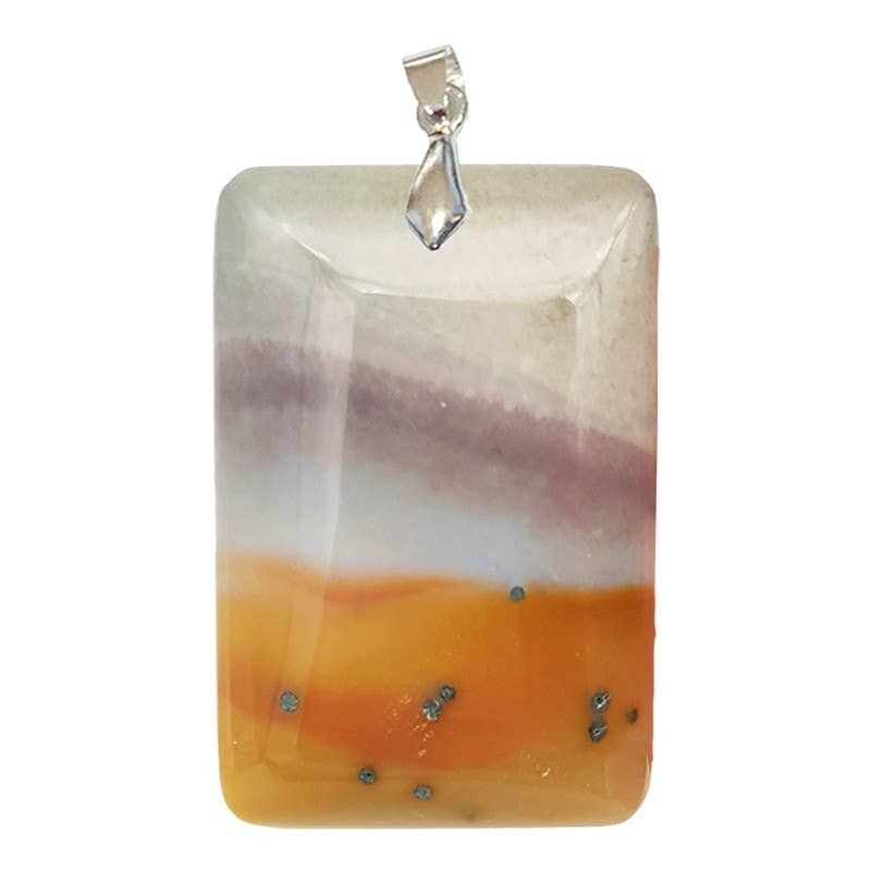 Rechteckiger Anhänger aus polychromem Jaspis (bedruckt).