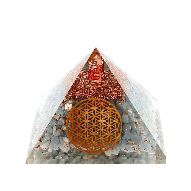 Angelite Orgonite Blume des Lebens Pyramide 7.5cms