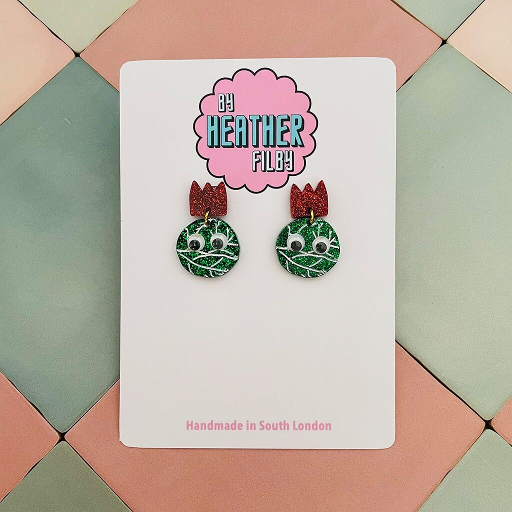 Orecchini natalizi in resina glitterata con cavoletti di Bruxelles